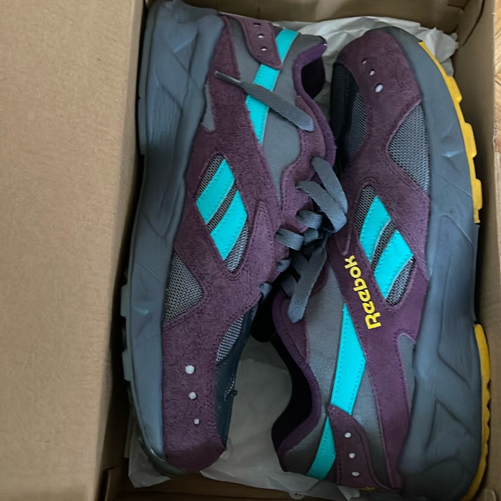 Reebok classic sneaker